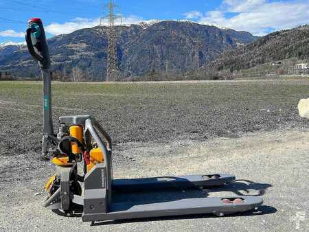 Elektrische palletwagens 2021  Jungheinrich AME 13 (2)