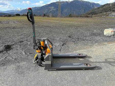 Elektrische palletwagens 2021  Jungheinrich AME 13 (2)