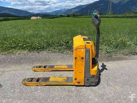 Transpallet elettrici 2017  Jungheinrich EJE 118i (5)