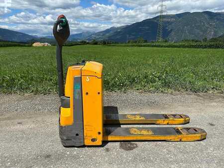 Transpallet elettrici 2017  Jungheinrich EJE 118i (2)