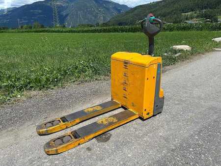 Transpallet elettrici 2017  Jungheinrich EJE 118i (4)