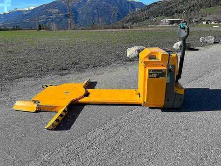 Niederhubwagen 2019  Jungheinrich EJE 225i (5)