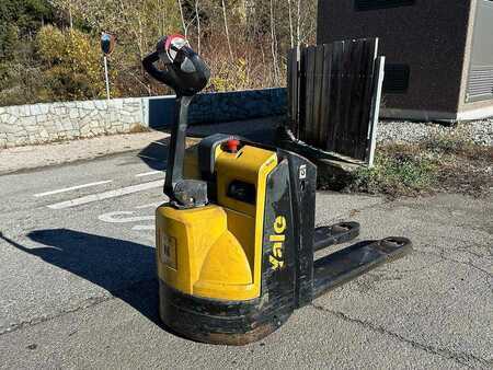 Nízkozdvižný vozík 2021  Yale MP18 (1)