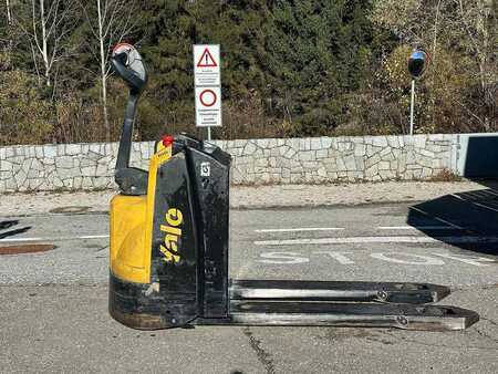 Nízkozdvižný vozík 2021  Yale MP18 (2)