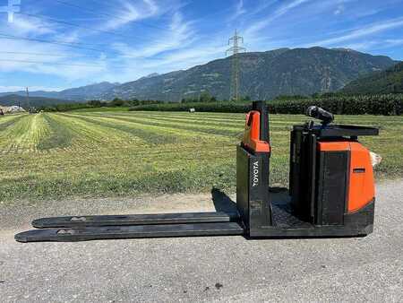 Stacker de condutor em pé 2015  Toyota 8L0P25P - 2400mm (5)