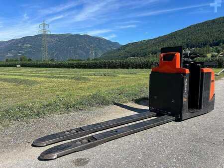 Stacker de condutor em pé 2015  Toyota 8L0P25P - 2400mm (4)