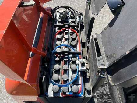 Stacker de condutor em pé 2015  Toyota 8L0P25P - 2400mm (8)