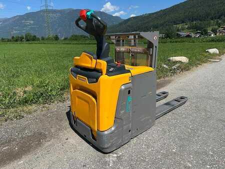 Ståstaplare 2022  Jungheinrich ERD 120i - 166ZT (1)