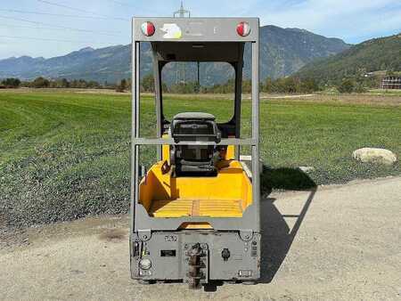 Tahač 2017  Jungheinrich EZS 570 (3)