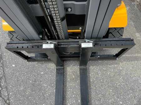 3-wiel elektrische heftrucks 2022  Jungheinrich EFG 110k - 500DZ (8)