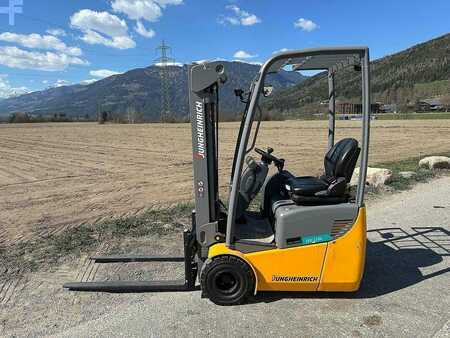 3-wiel elektrische heftrucks 2022  Jungheinrich EFG 110k - 450DZ (2)