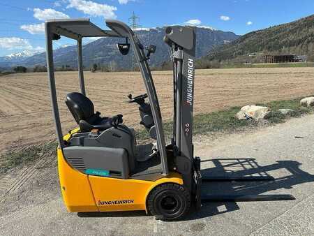 3-wiel elektrische heftrucks 2022  Jungheinrich EFG 110k - 450DZ (5)