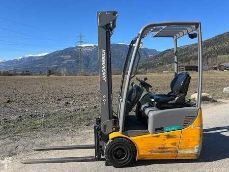 3-wiel elektrische heftrucks 2021  Jungheinrich EFG 110 - 360ZZ (2)