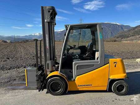 Elektro 4 Rad 2021  Jungheinrich EFG S40s - 430ZT (2)