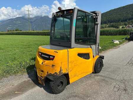 Elektro čtyřkolový VZV 2018  Jungheinrich EFG 540s - 530DZ (4)