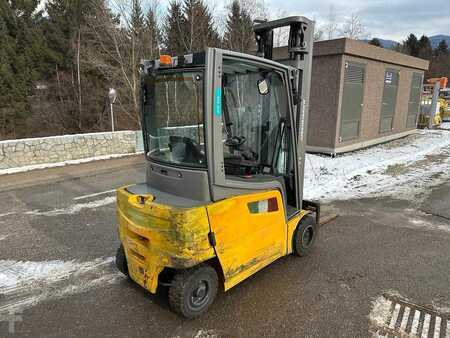 El truck - 4 hjulet 2020  Jungheinrich EFG 318 - 400ZT (4)