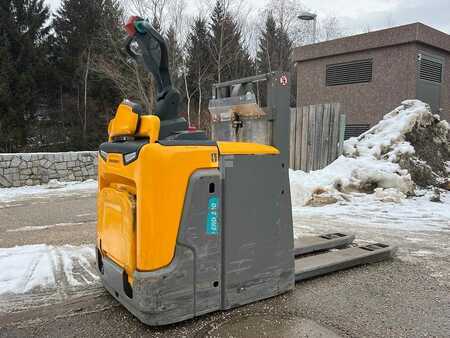 Ståstaplare 2016  Jungheinrich ERD 120 - 166ZT (1)