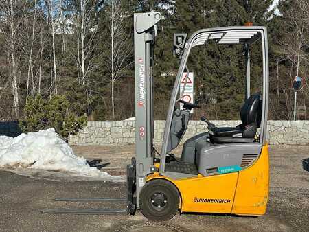 Carrelli elettrici 3 ruote 2020  Jungheinrich EFG 110k - 360ZT (2)