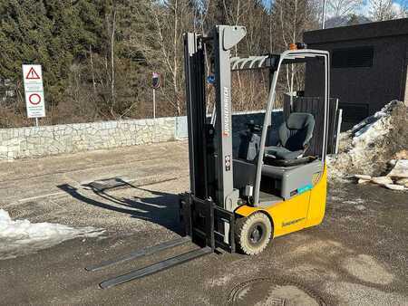 Carrelli elettrici 3 ruote 2019  Jungheinrich EFG 110k - 360ZZ (1)