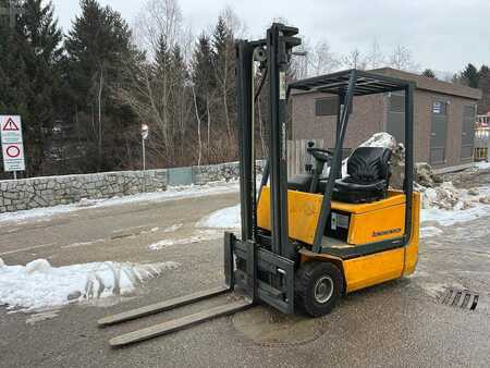 Sähkö - 3 pyör 2000  Jungheinrich EFG DH15 - 360ZT (1)