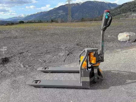 Elektrische palletwagens 2021  Jungheinrich AME 13 (5)