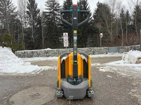 Lavtløftende truck 2024  Jungheinrich AME 15 (3)