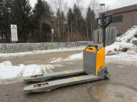 Lavtløftende truck 2024  Jungheinrich AME 15 (4)