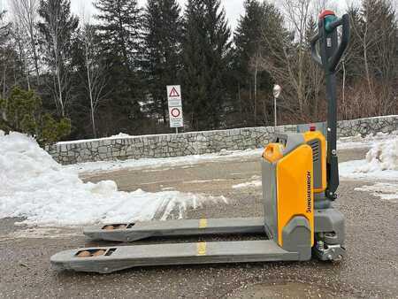 Lavtløftende truck 2024  Jungheinrich AME 15 (5)