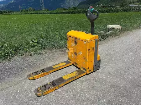 Transpalettes électriques 2017  Jungheinrich EJE 118i (4)