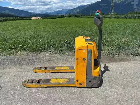 Transpalettes électriques 2017  Jungheinrich EJE 118i (5)