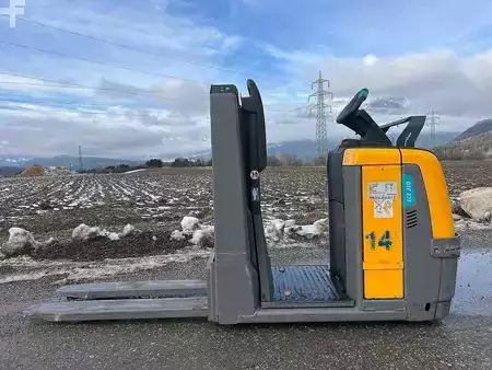 El-stabler - Med platform 2017  Jungheinrich ECE 310 HP (5)