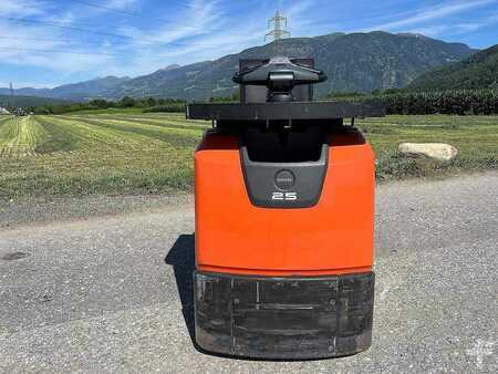 Gerbeurs à conducteur porté debout 2015  Toyota 8L0P25P - 2400mm (3)
