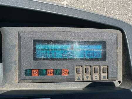 Gerbeurs à conducteur porté debout 2016  Jungheinrich ESE 120 (6)