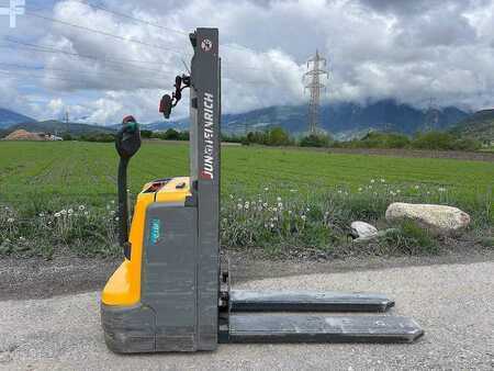 Apilador eléctrico 2017  Jungheinrich EJC 110 - 250ZT - Waage - Pesa - scale (2)