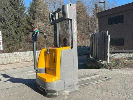 Apilador eléctrico 2019  Jungheinrich EJC 110 - 250ZZ (1)