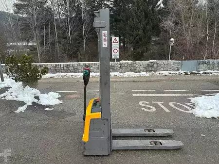 Stapelaars 2021  Jungheinrich EJC M10 - 330ZT (2)