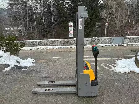 Stapelaars 2021  Jungheinrich EJC M10 - 330ZT (5)