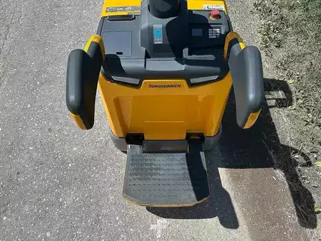 Gerbeurs à conducteur porté debout 2022  Jungheinrich ERD 120i - 166ZT (6)