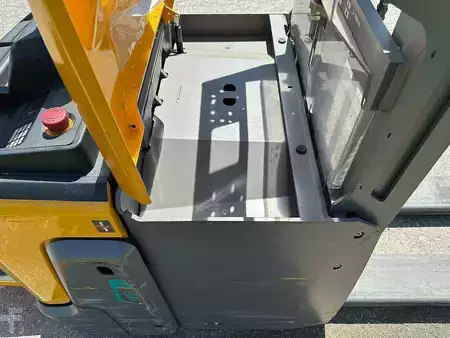 Gerbeurs à conducteur porté debout 2022  Jungheinrich ERD 120i - 166ZT (9)