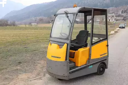 Trækker 2018  Jungheinrich EZS 590i (1)