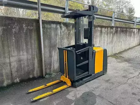 Függőleges komissiózó 2014  Jungheinrich EKS 210 - 350ZT (4)