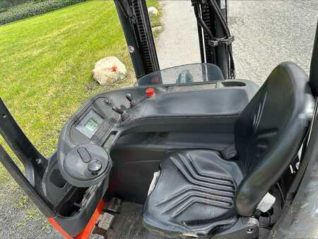 Skjutstativtruck 2019  Linde R12B-01 - 446DZ (7)