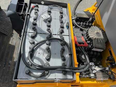 Elektromos 3 kerekű 2022  Jungheinrich EFG 113 - 310ZZ (9)