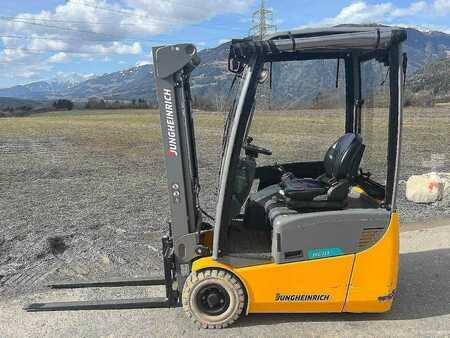 Elektromos 3 kerekű 2022  Jungheinrich EFG 113 - 310ZZ (2)