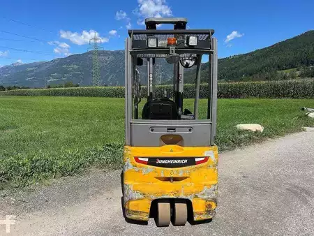 Elektro tříkolové VZV 2017  Jungheinrich EFG 213 - 600DZ (3)