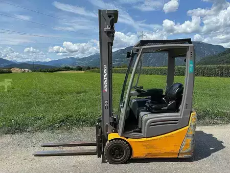 Elektro tříkolové VZV 2017  Jungheinrich EFG 213 - 600DZ (2)