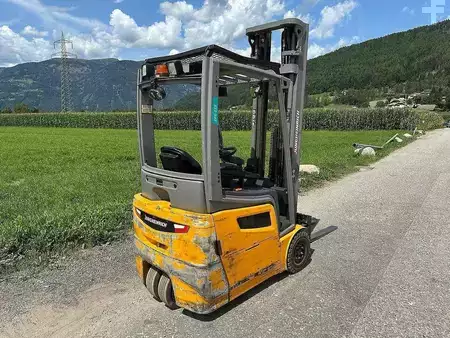 Elektro tříkolové VZV 2017  Jungheinrich EFG 213 - 600DZ (4)