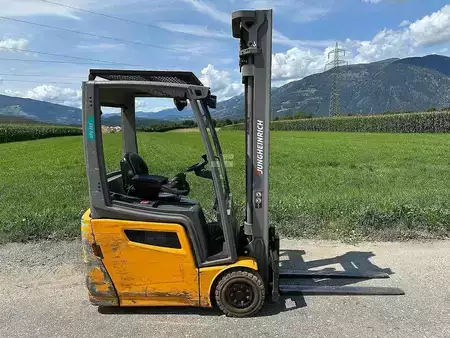 Elektro tříkolové VZV 2017  Jungheinrich EFG 213 - 600DZ (5)