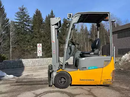 El Truck - 3-hjul 2021  Jungheinrich EFG 115 - 435DZ (2)