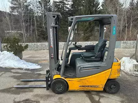 Elektrisk- 4 hjul 2019  Jungheinrich EFG 316k - 464DZ (2)
